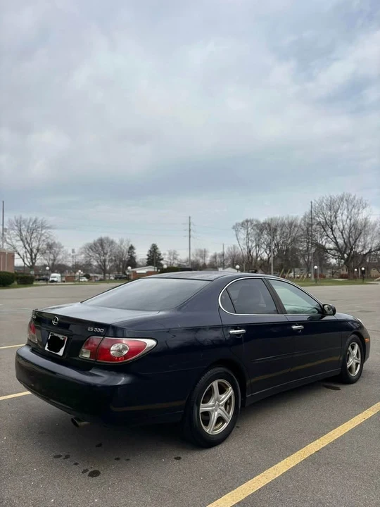 2004 Lexus ES 4th Gen - Image 5 of 11
