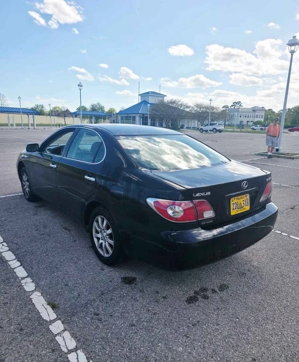 2004 Lexus ES 4th Gen - Image 3 of 9