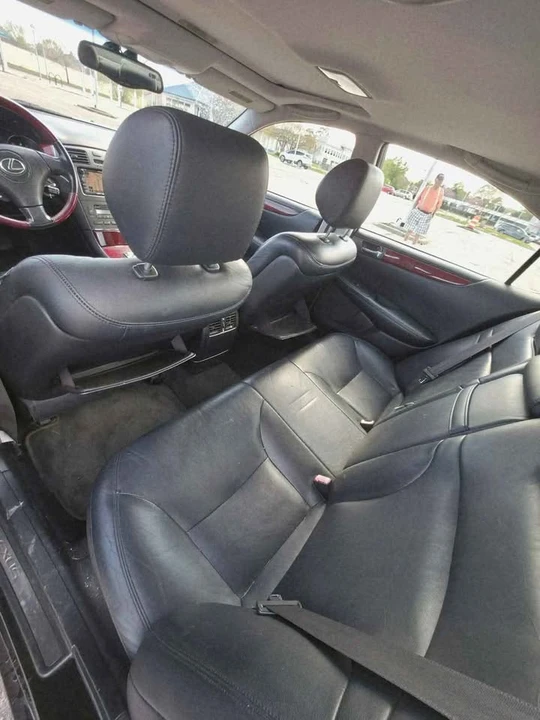 2004 Lexus ES 4th Gen - Image 8 of 9