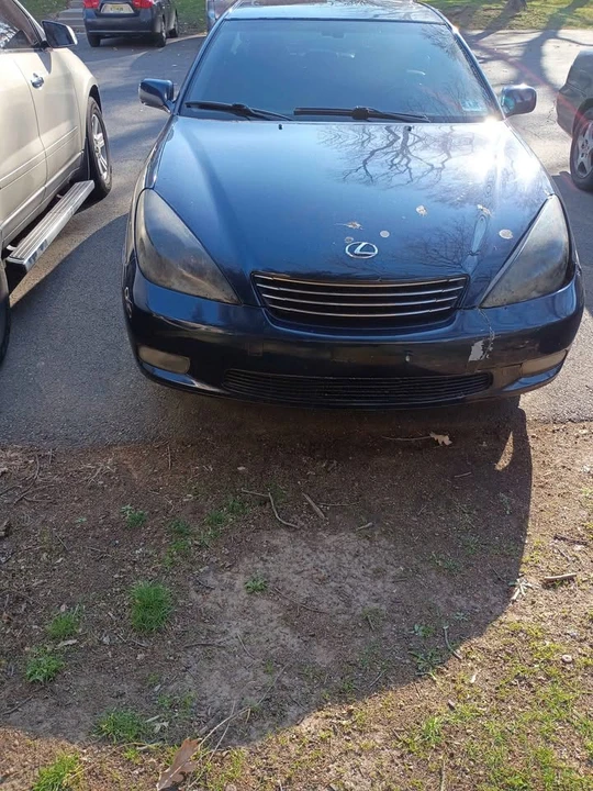 2004 Lexus ES 4th Gen - Image 2 of 7