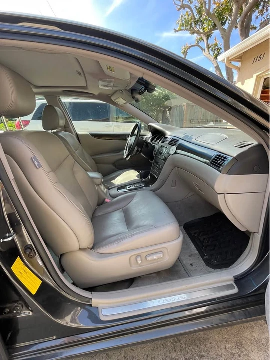 2004 Lexus ES 4th Gen - Image 5 of 10