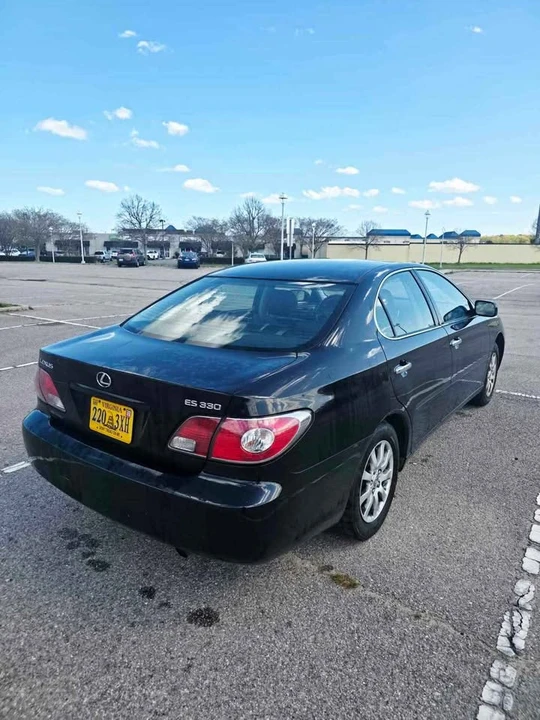 2004 Lexus ES 4th Gen - Image 4 of 9