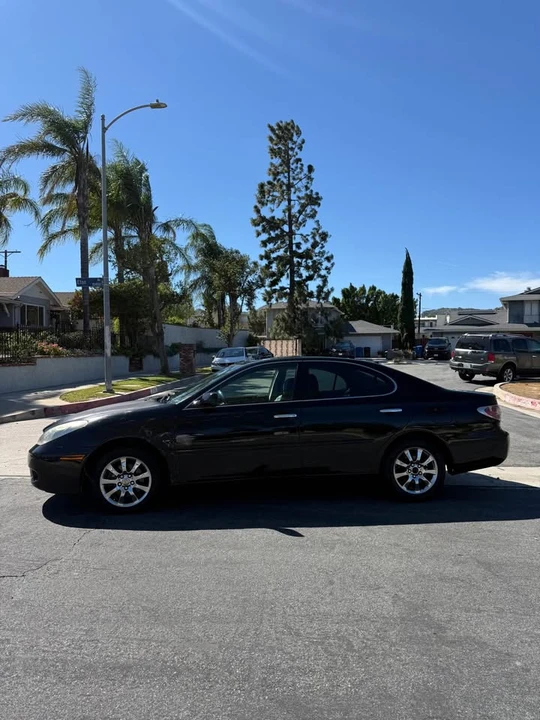 2004 Lexus ES 4th Gen - Image 7 of 15