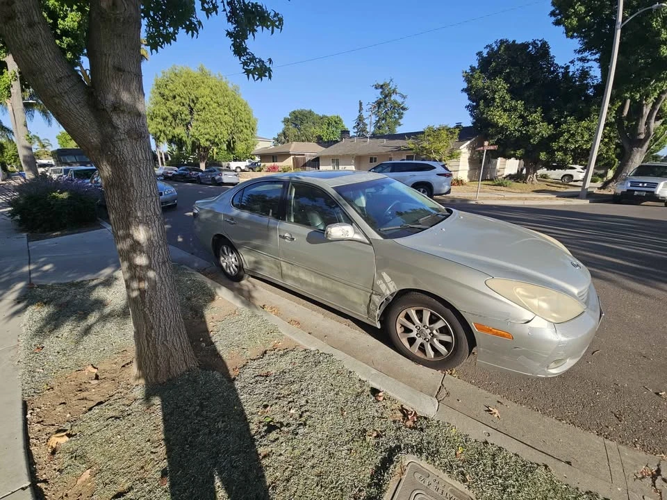 2004 Lexus ES 4th Gen - Image 3 of 4