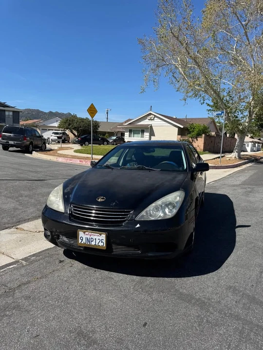 2004 Lexus ES 4th Gen - Image 10 of 15