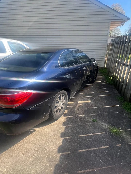 2004 Lexus ES 4th Gen - Image 13 of 17
