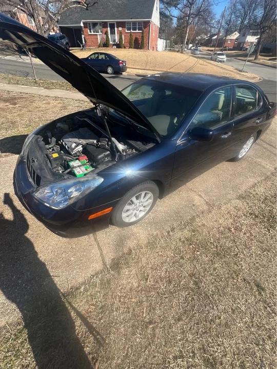 2004 Lexus ES 4th Gen - Image 16 of 17