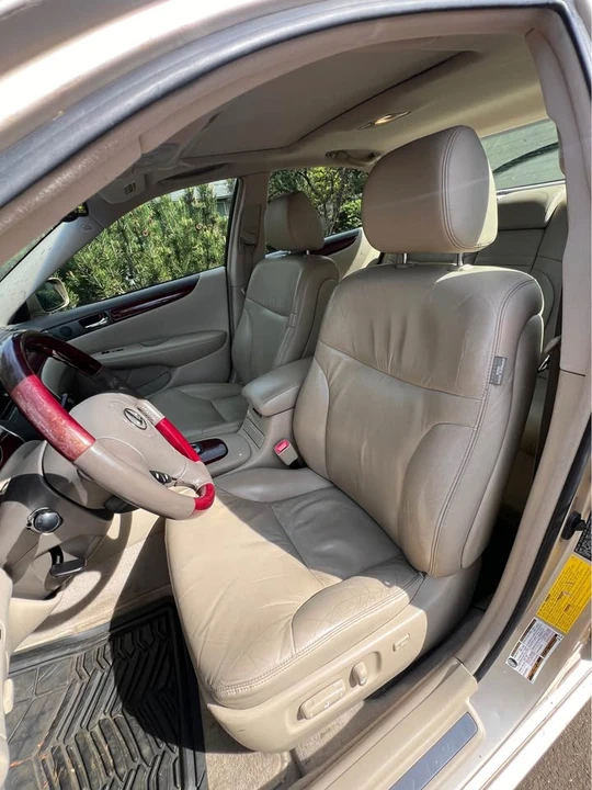 2004 Lexus ES 4th Gen - Image 4 of 15