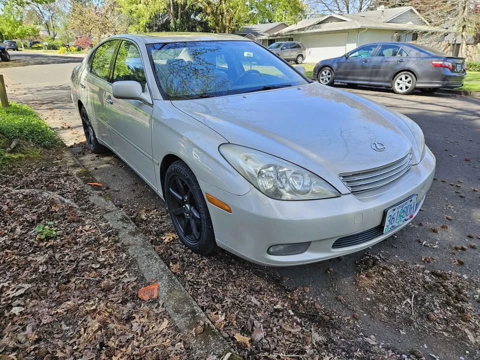 2004 Lexus ES 4th Gen - Image 4 of 6