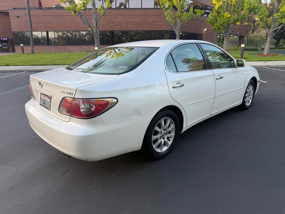 2004 Lexus ES 4th Gen - Image 8 of 13