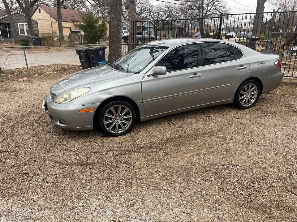 2004 Lexus ES 4th Gen - Image 3 of 5