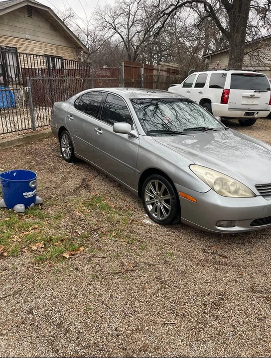 2004 Lexus ES 4th Gen - Image 2 of 5