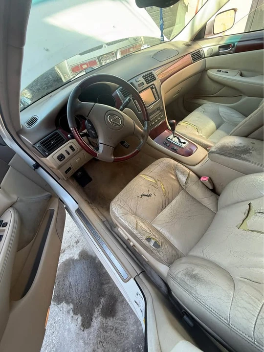 2004 Lexus ES 4th Gen - Image 4 of 5