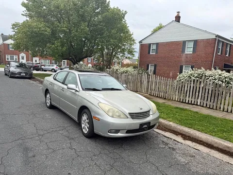 2004 Lexus ES 330 Sedan