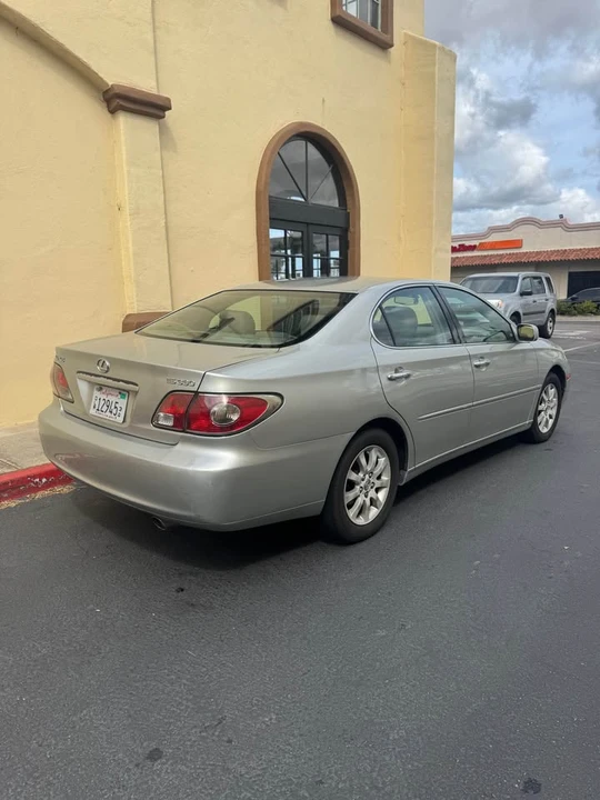 2004 Lexus ES 4th Gen - Image 6 of 14
