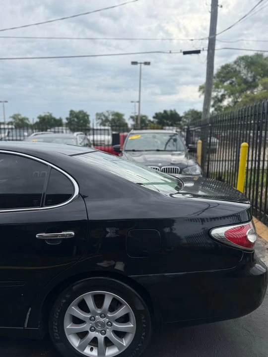 2004 Lexus ES 4th Gen - Image 4 of 9