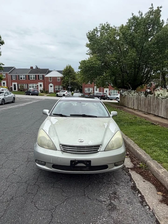 2004 Lexus ES 4th Gen - Image 6 of 10