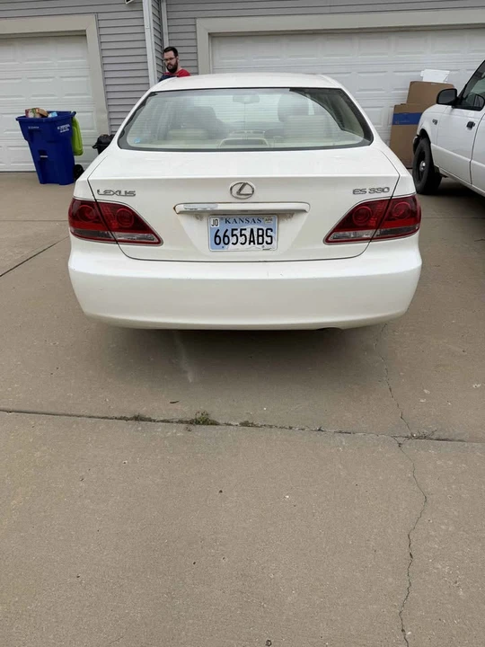 2004 Lexus ES 4th Gen - Image 4 of 4