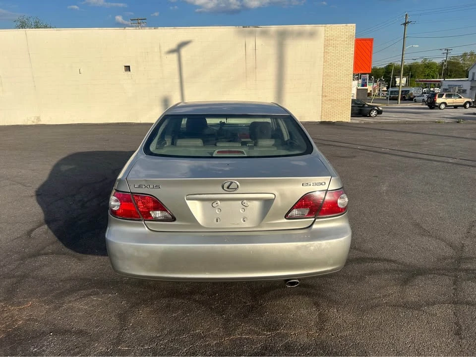 2004 Lexus ES 4th Gen - Image 6 of 13