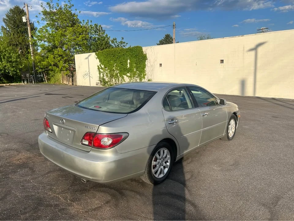 2004 Lexus ES 4th Gen - Image 5 of 13