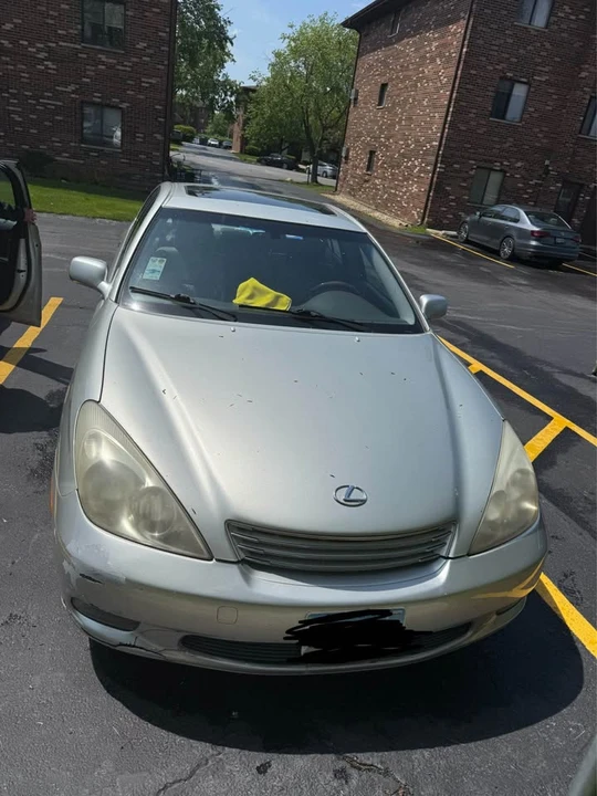2004 Lexus ES 4th Gen - Image 5 of 10