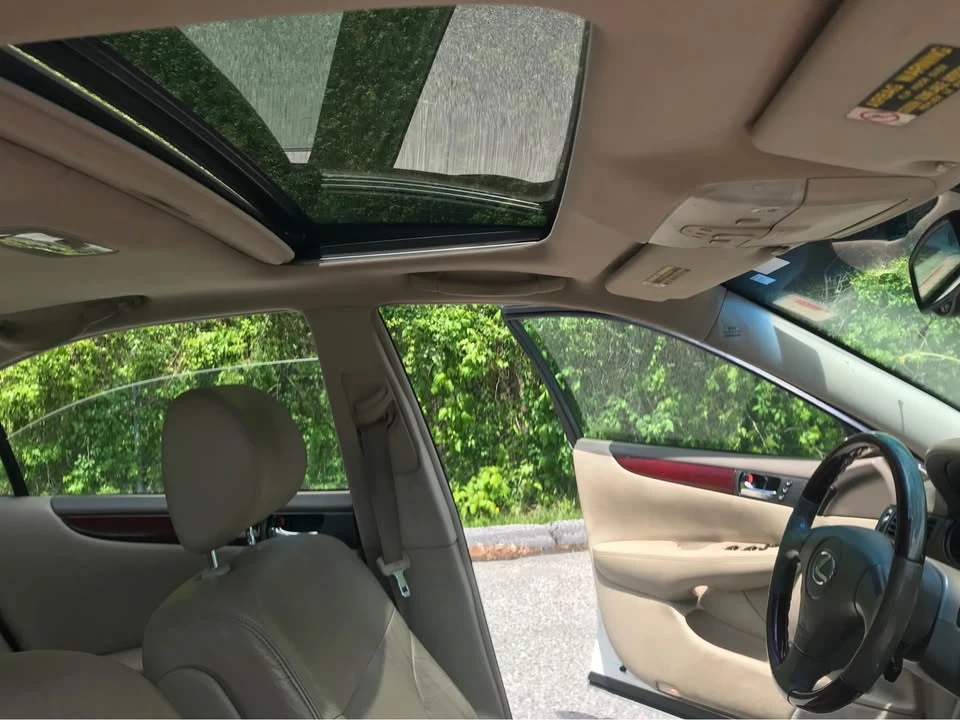 2004 Lexus ES 4th Gen - Image 3 of 7