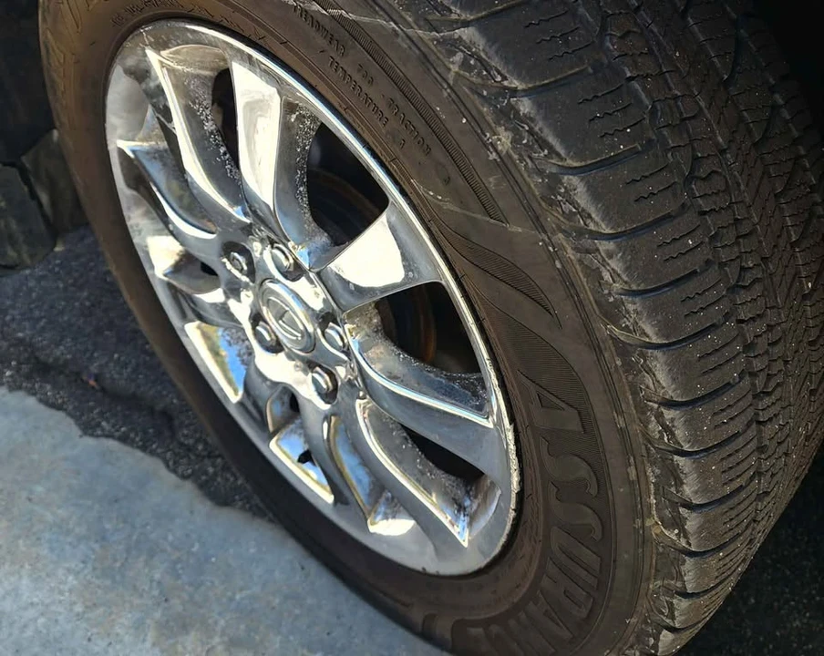 2004 Lexus ES 4th Gen - Image 7 of 11