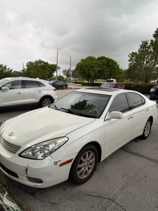 2004 Lexus ES 4th Gen - Image 5 of 7