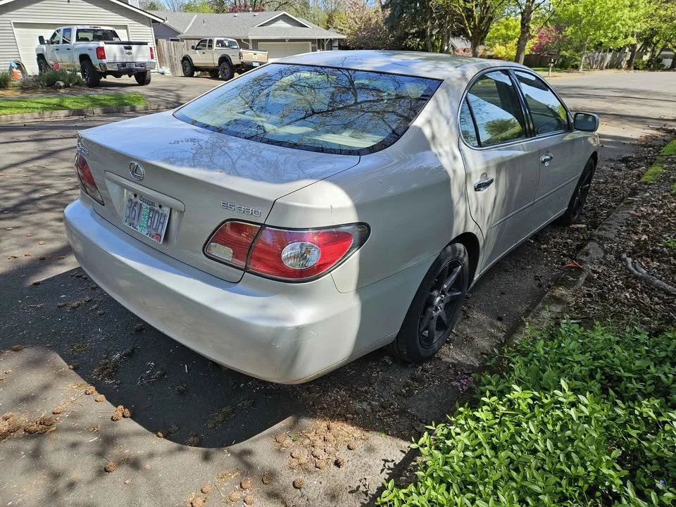 2004 Lexus ES 4th Gen - Image 2 of 5
