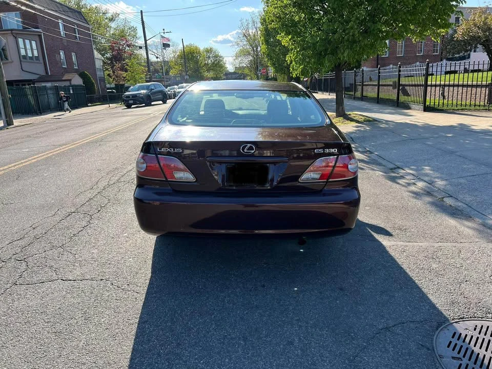 2004 Lexus ES 4th Gen - Image 4 of 15