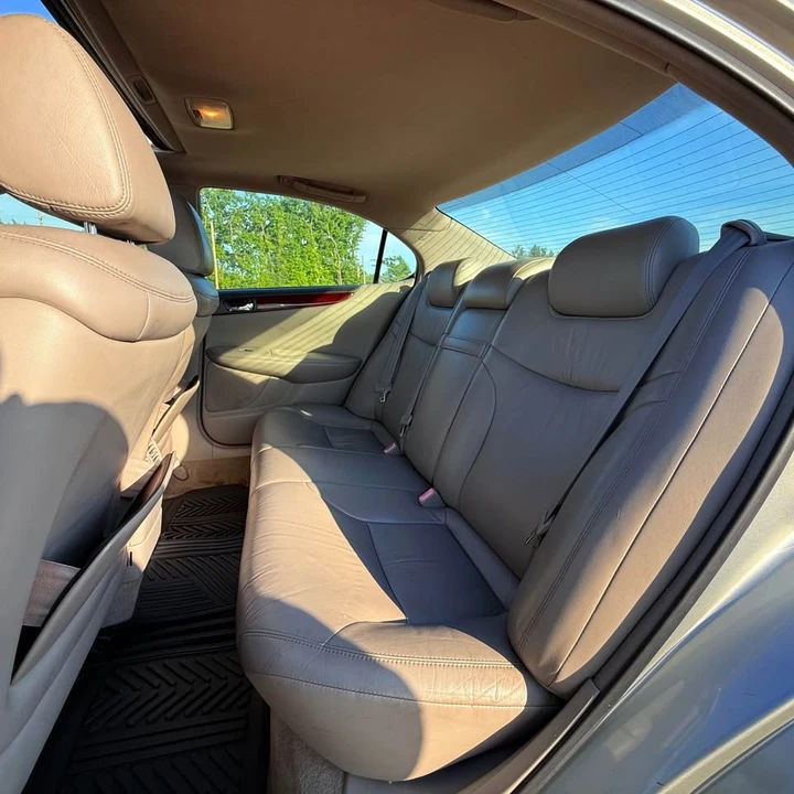 2004 Lexus ES 4th Gen - Image 9 of 18