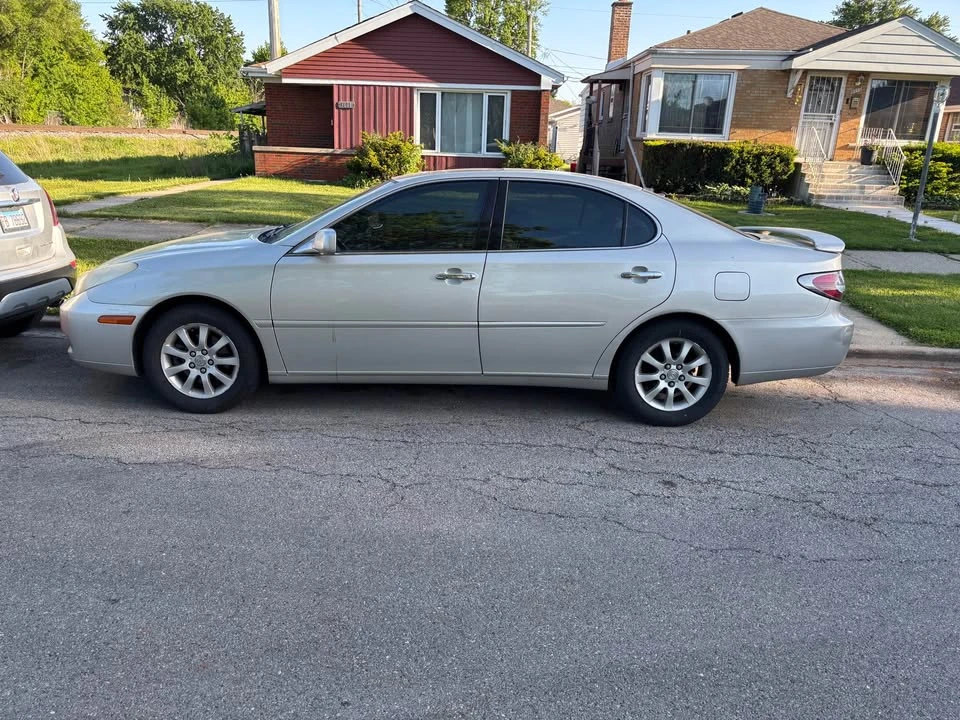 2004 Lexus ES 4th Gen - Image 2 of 7