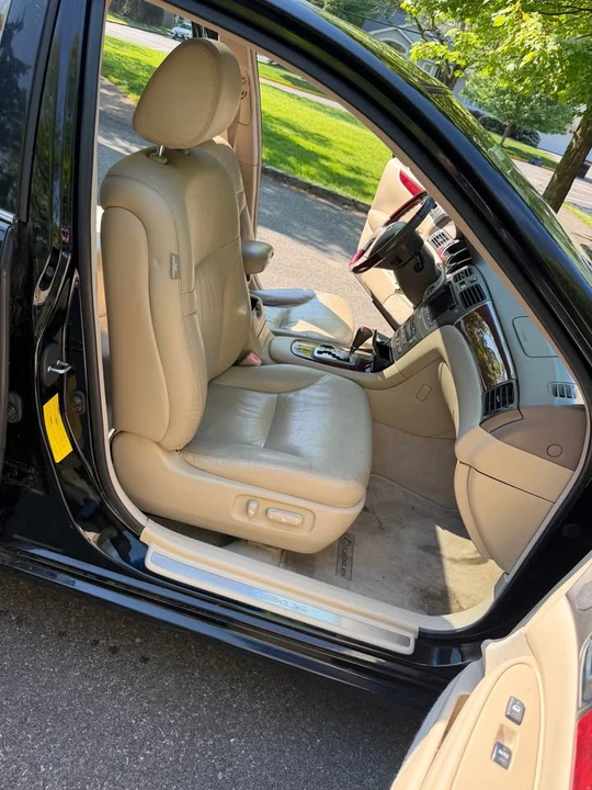 2004 Lexus ES 4th Gen - Image 16 of 18