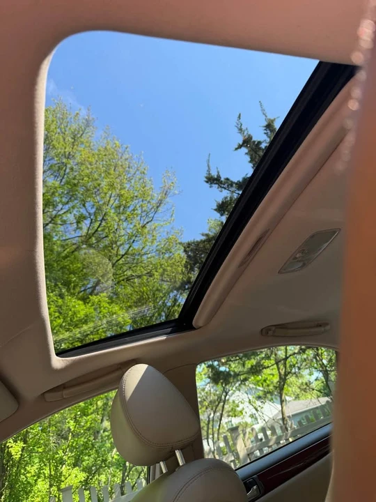 2004 Lexus ES 4th Gen - Image 11 of 18