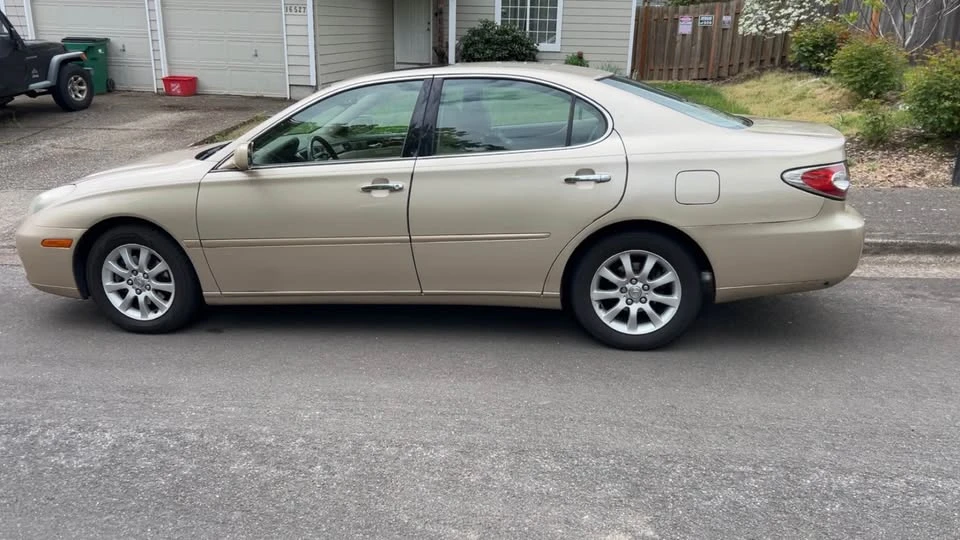 2004 Lexus ES 4th Gen - Image 5 of 20