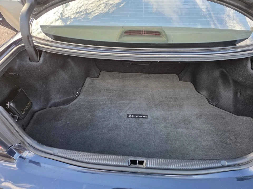 2004 Lexus ES 3rd Gen - Image 13 of 15