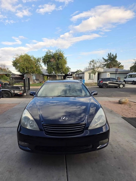 2004 Lexus ES 3rd Gen - Image 5 of 15
