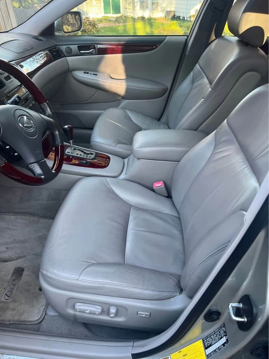 2004 Lexus ES 3rd Gen - Image 4 of 6