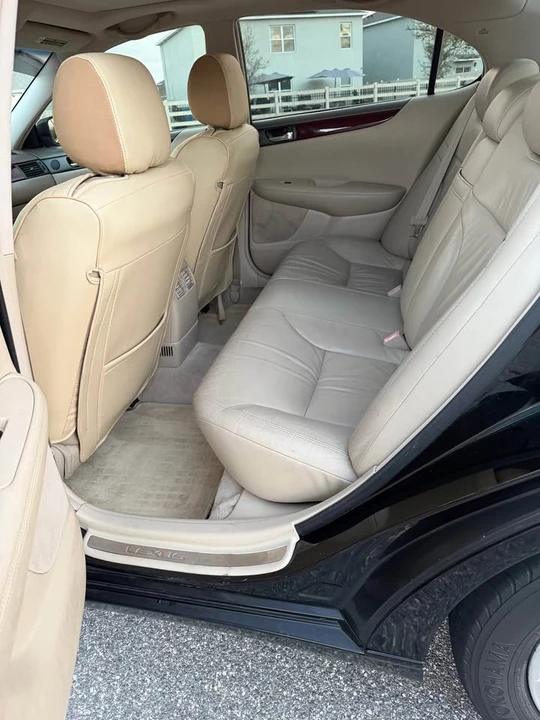 2004 Lexus ES 4th Gen - Image 6 of 10