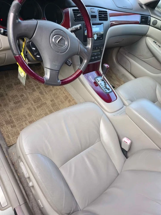 2004 Lexus ES 4th Gen - Image 5 of 7