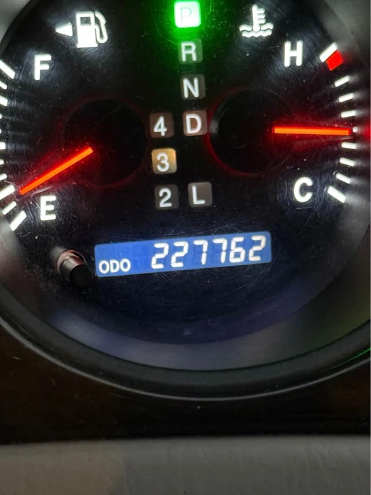 2004 Lexus ES 3rd Gen - Image 15 of 17