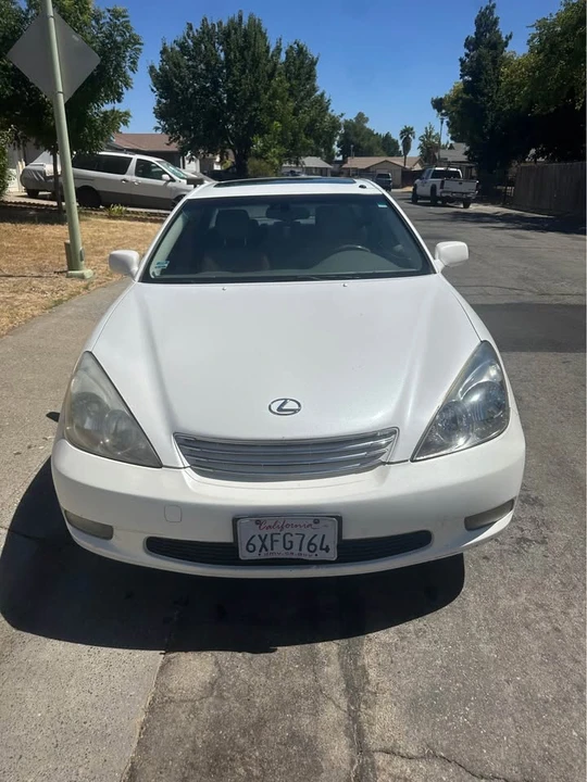 2004 Lexus ES 4th Gen - Image 3 of 9