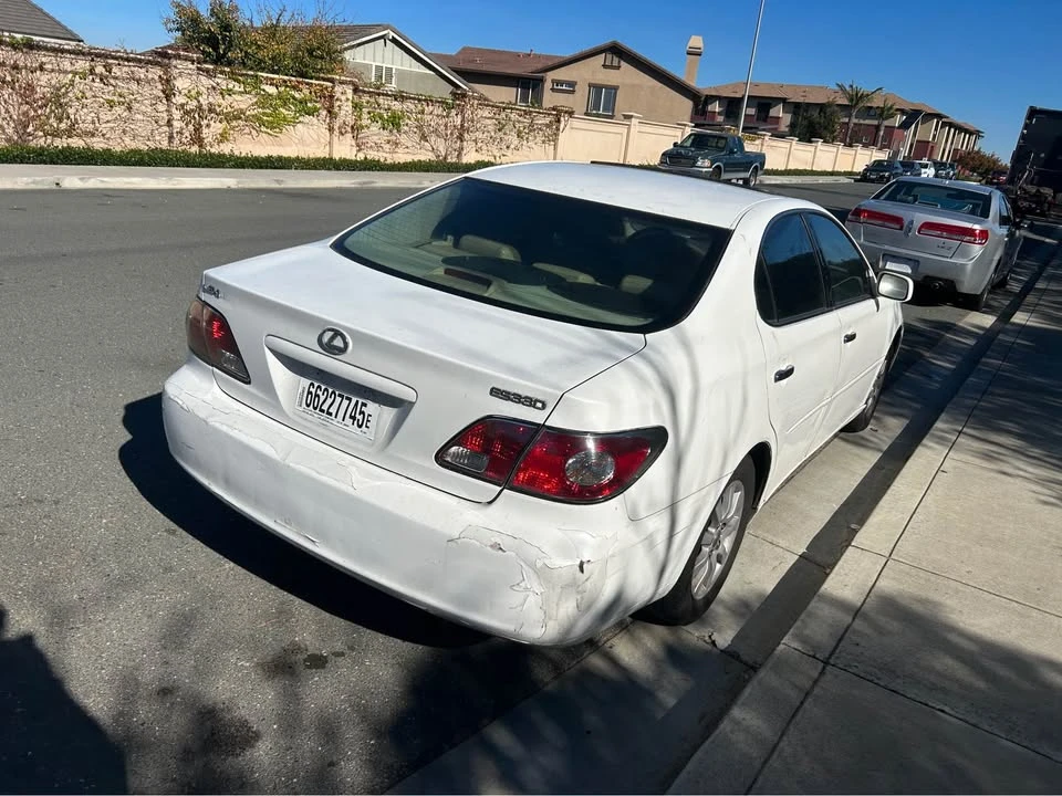 2004 Lexus ES 4th Gen - Image 3 of 6