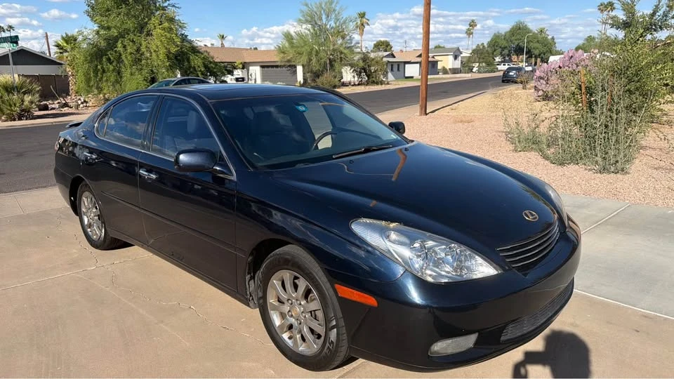 2004 Lexus ES 4th Gen - Image 3 of 4