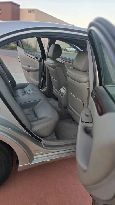 2004 Lexus ES 4th Gen - Image 9 of 10