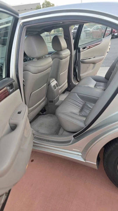 2004 Lexus ES 4th Gen - Image 8 of 10