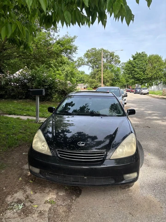 2004 Lexus ES 4th Gen - Image 4 of 6