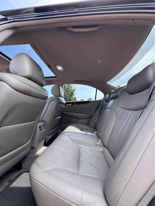 2004 Lexus ES 4th Gen - Image 12 of 14