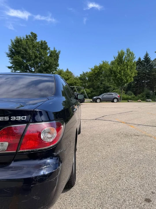 2004 Lexus ES 4th Gen - Image 5 of 14