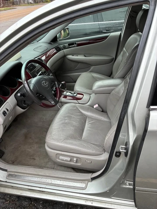 2004 Lexus ES 4th Gen - Image 5 of 7